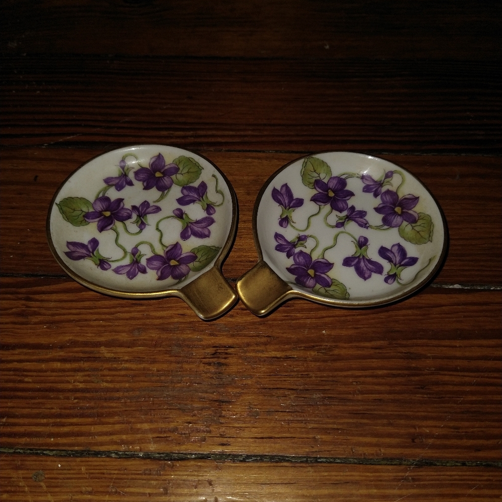 Ceramic trays